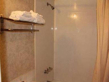 Hotel Travelodge By Wyndham Woodbridge Avenel